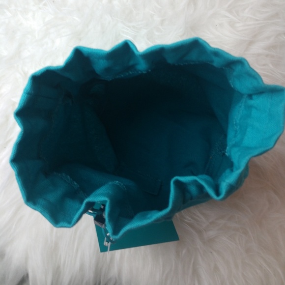 SOLD Micheal Kors Island Canvas Bag New Travel - Picture 7 of 7